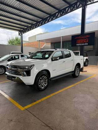 CHEVROLET S10 2.8 16V TURBO DIESEL HIGH COUNTRY CD 4X4 AUTOMÁTICO